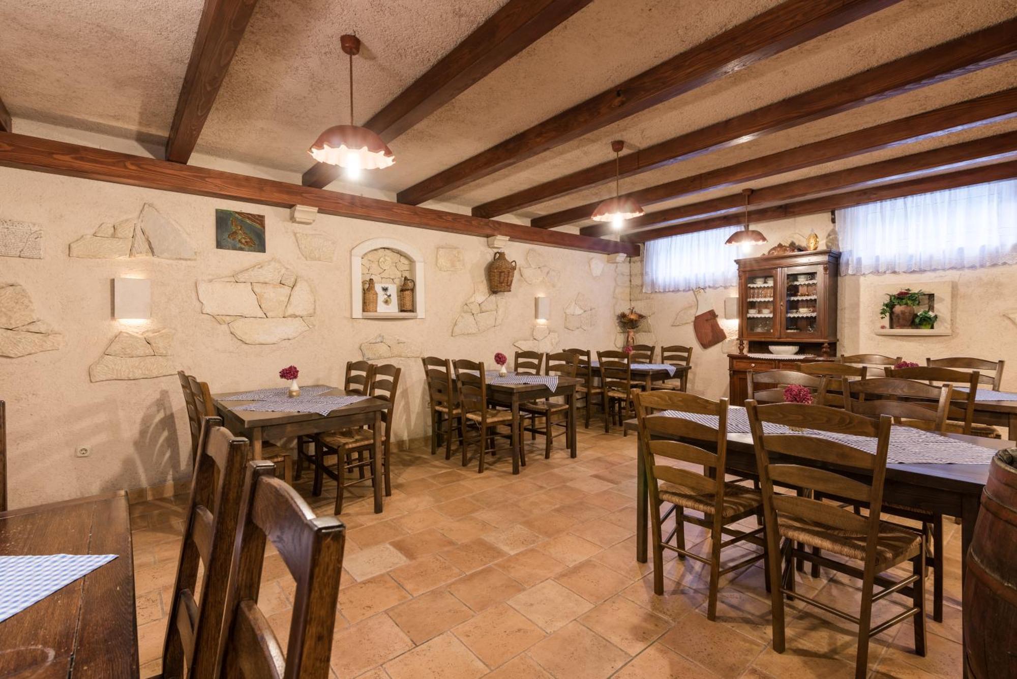 B&B Dujmovic Малинска Экстерьер фото