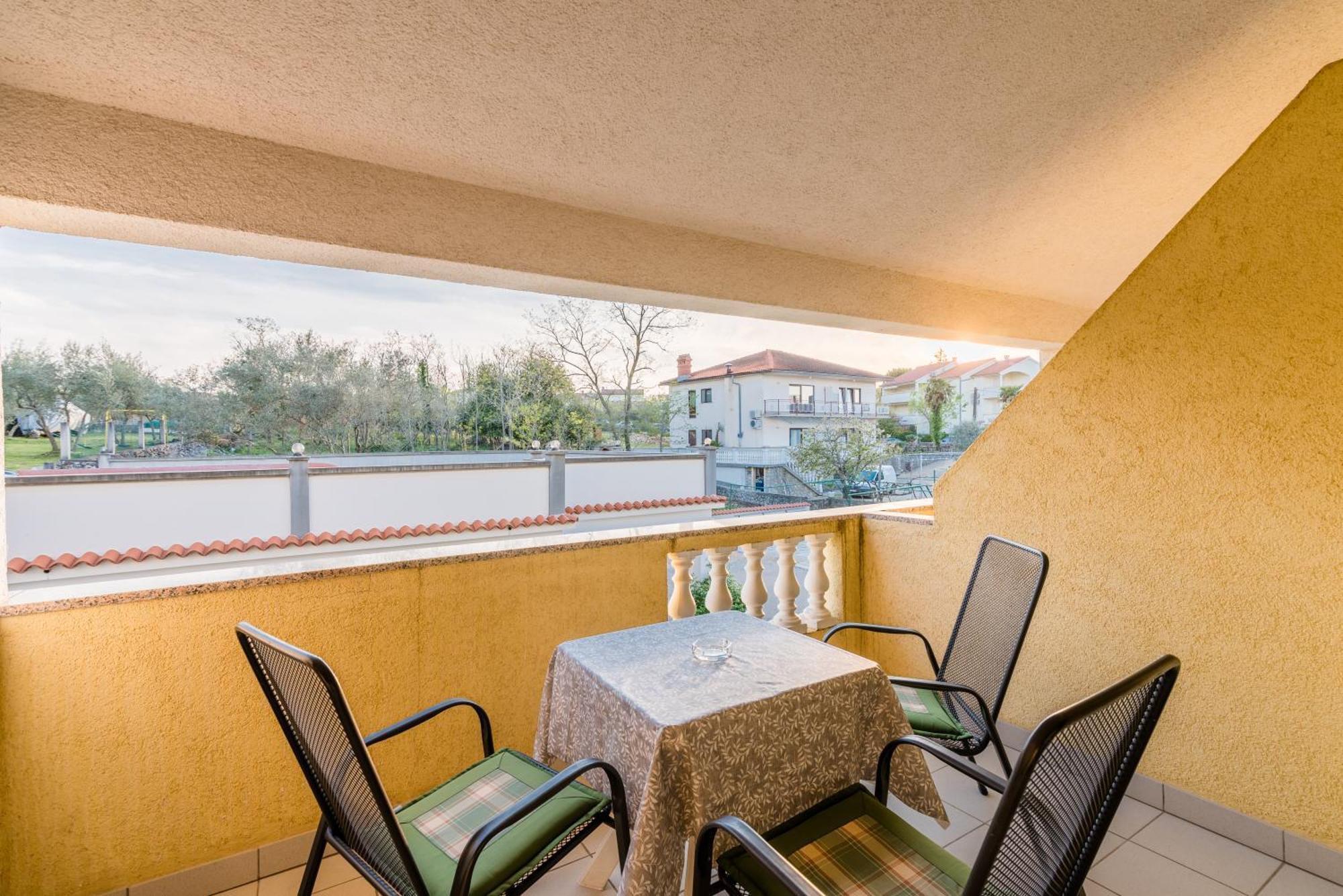 B&B Dujmovic Малинска Номер фото